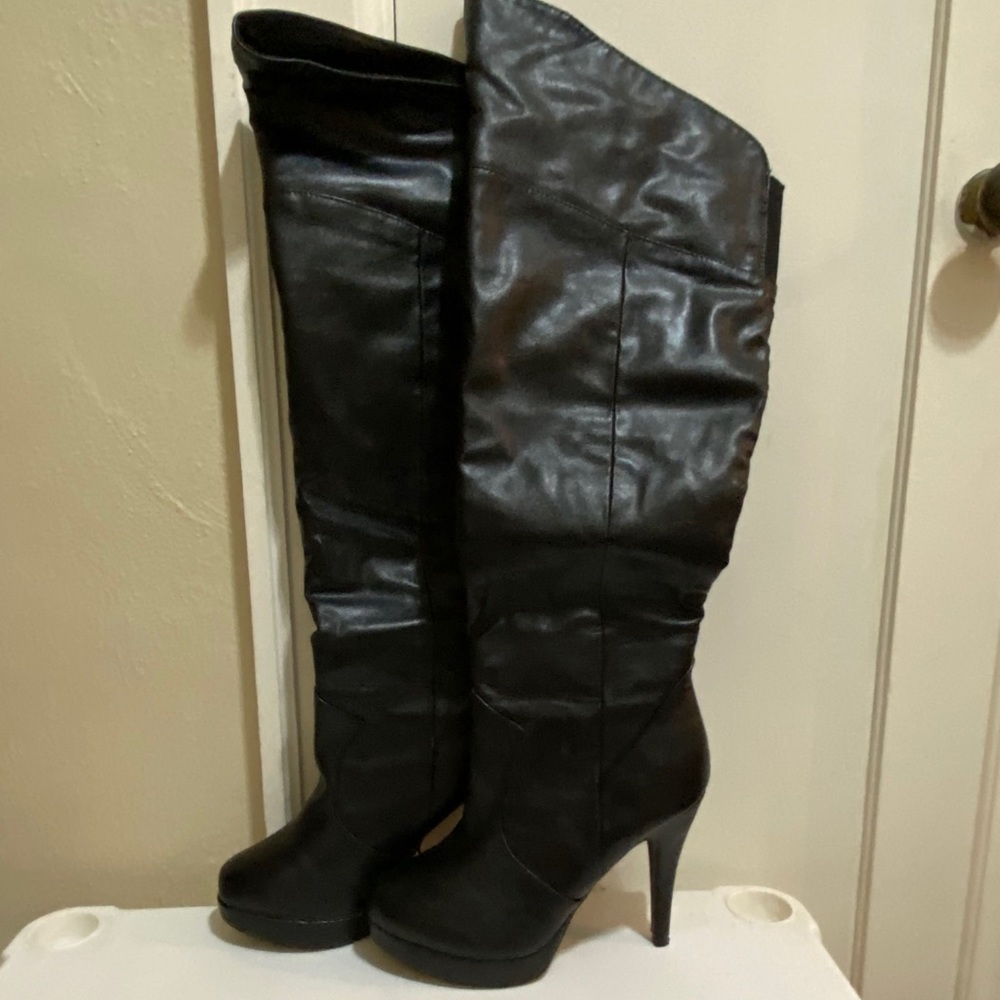 Over the knee boots